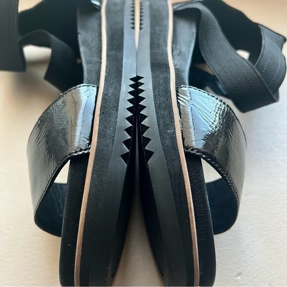 Eileen Fisher Black Patent Leather Sandal w/ Elastic Criss Cross Ankle Strap 7.5 - Picture 7 of 14